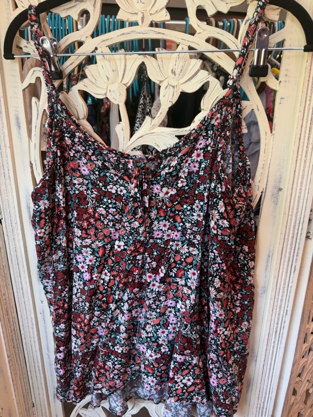 Torrid flowy Floral Cami Top in Burgundy and Pink